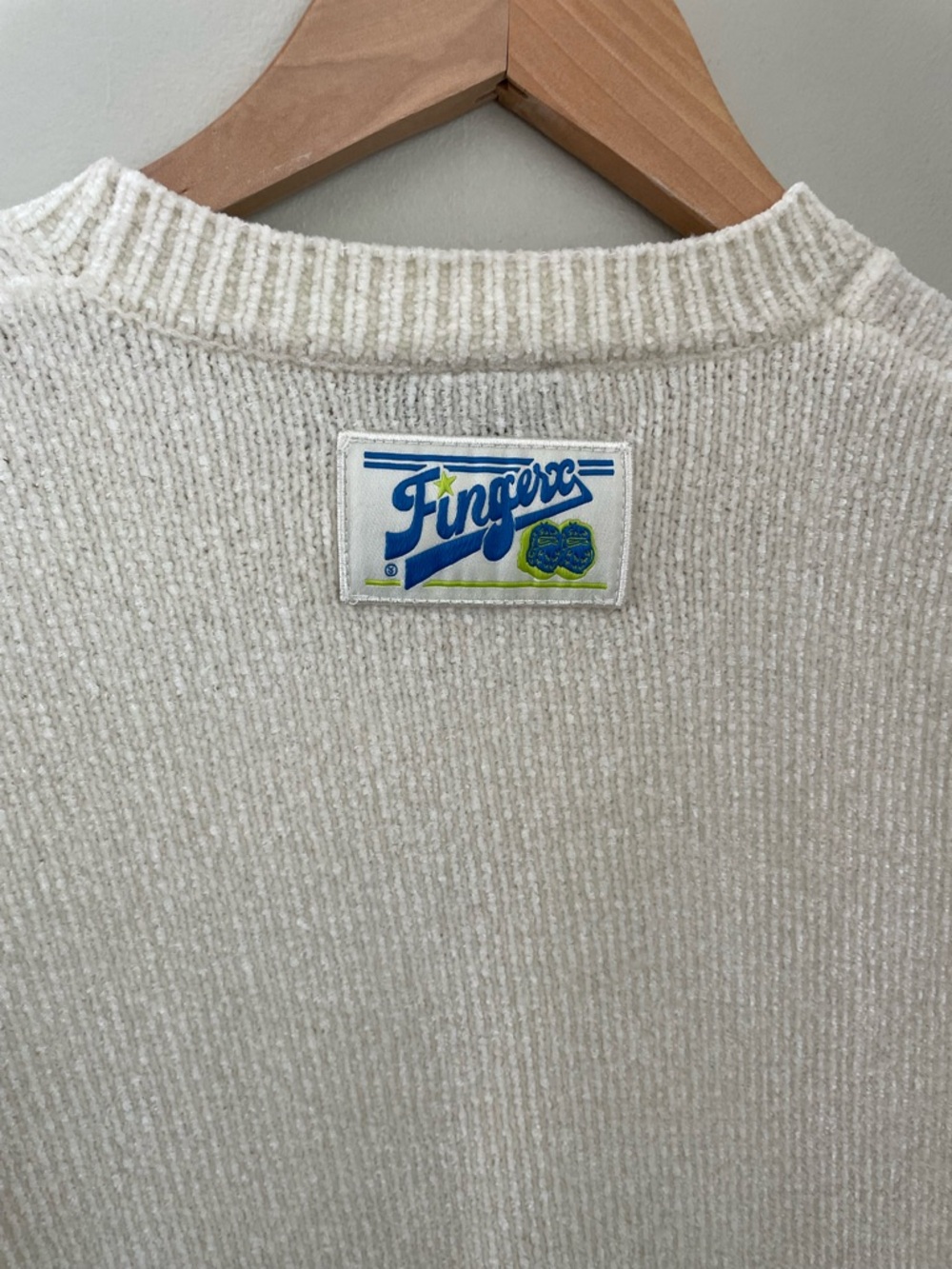 Fingercroxx "Bigfoot" Chenille Knit Crewneck Sweater Cream Size XS/S Streetwear - Picture 9 of 11